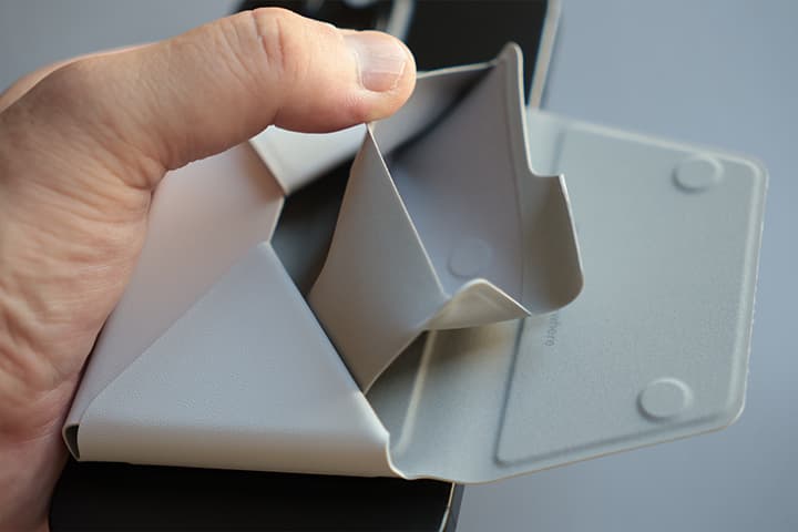 多機能カードケース＆スタンドのポケット