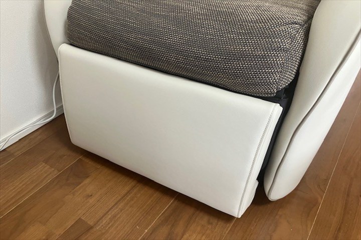 マッサージソファ「EP-MP65」の脚元