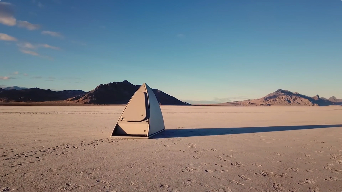 自宅で死海を体験？ 浮遊させて癒やすセラピータンク「Zen Float Tank」 bouncy / バウンシー