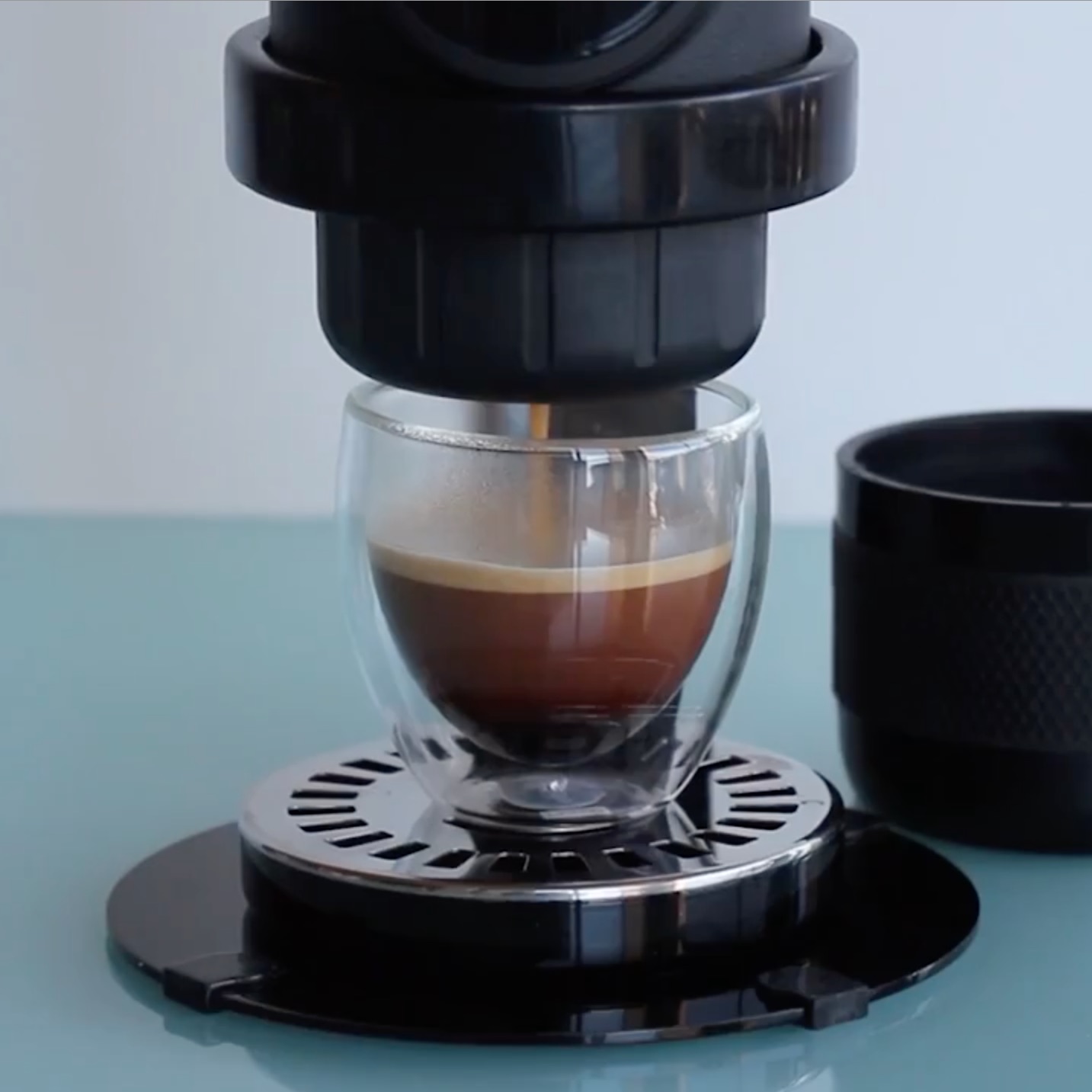 どこでも淹れたてエスプレッソが楽しめる「NowPresso」