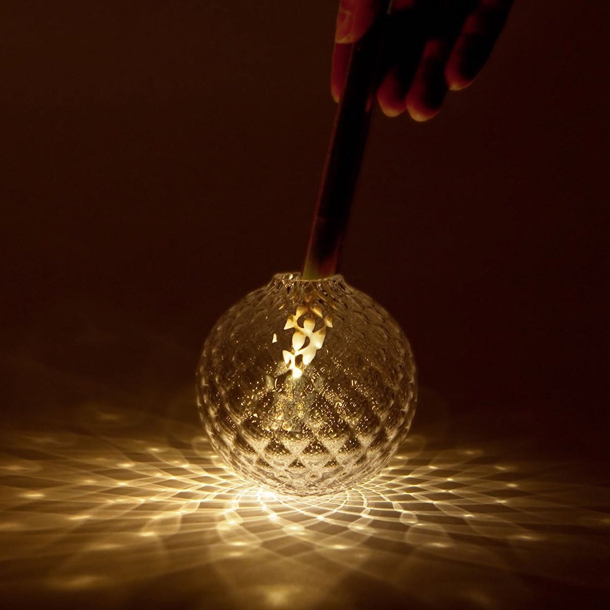 ホワイトデーにおすすめ！二人の時間を優雅に彩るLEDキャンドルライト「Kvel」