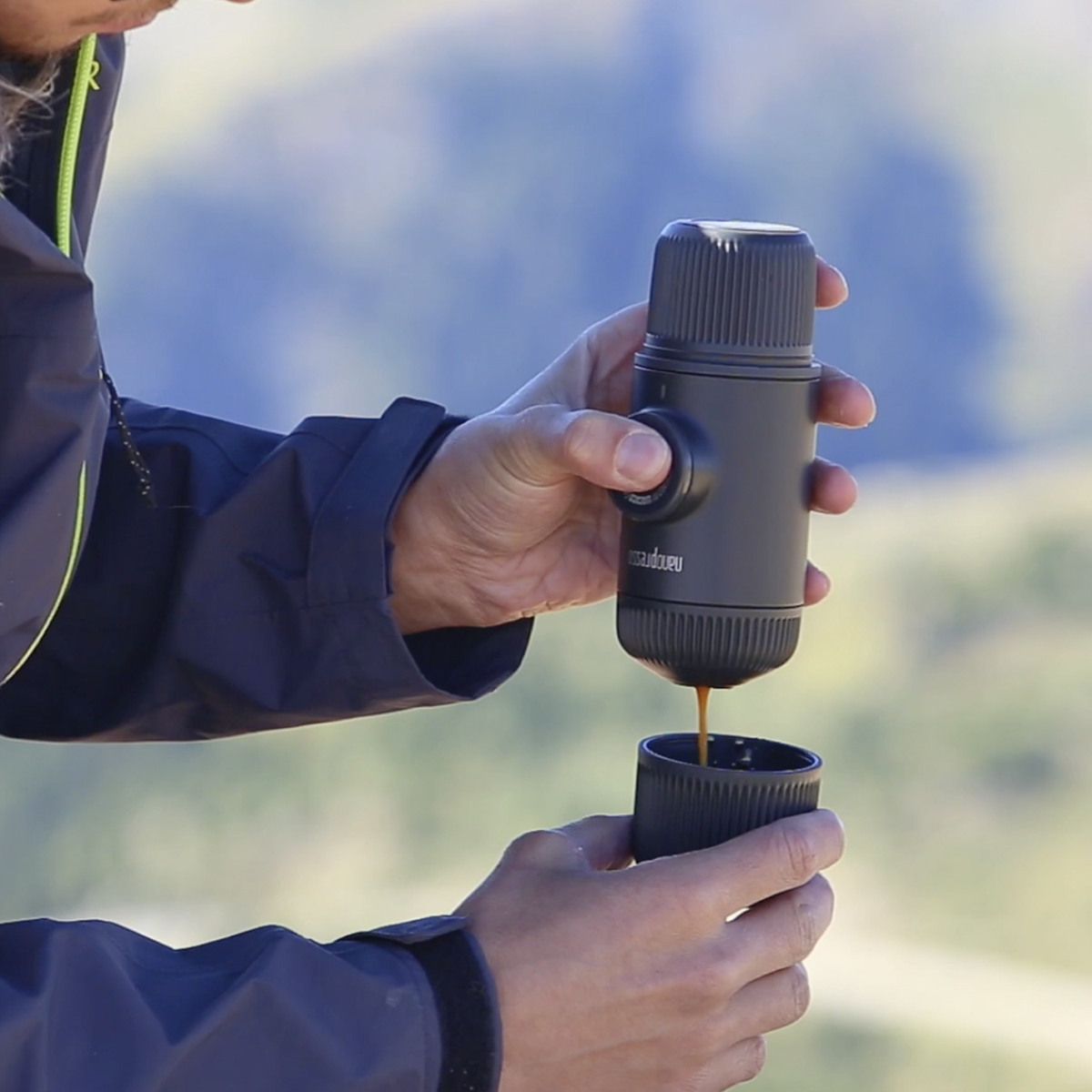 どこでも一流バリスタになれる？ 本格的な携帯エスプレッソマシン「nanopresso」