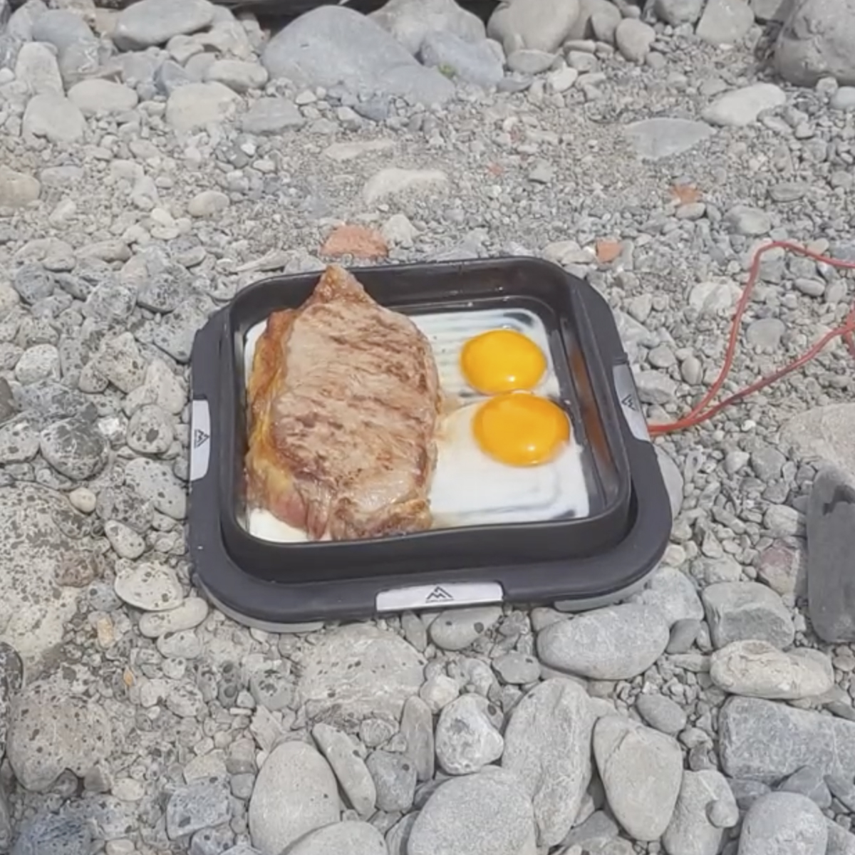 キャンプはこれひとつでOK？ 万能の電気クッカー「Morphcooker」