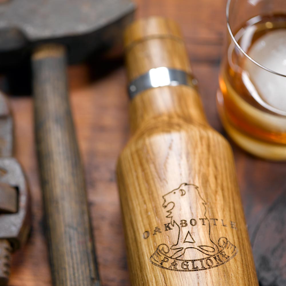 自宅で簡単に熟成ワインを楽しめる魔法のボトル「Oak Bottle