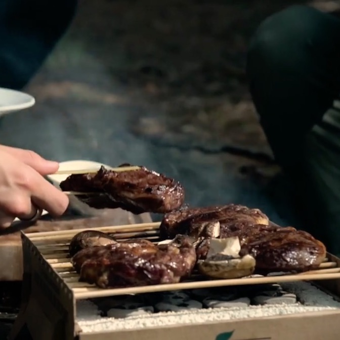 BBQを楽しんだ後に燃えるゴミにだせるグリル「CasusGrill」