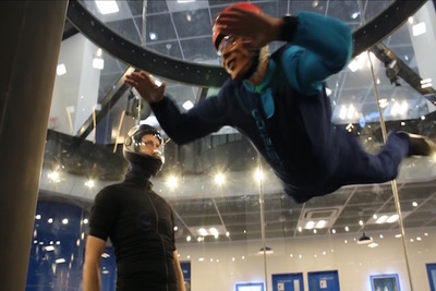 日本初上陸!! 屋内型スカイダイビング施設『フライステーション』