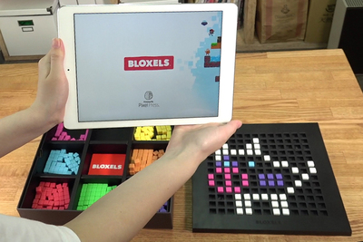 ブロックで組んだキャラが跳び回る！　子供用ゲーム『BLOXELS』