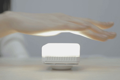 点灯したまま持ち運べる電球『LightCube』