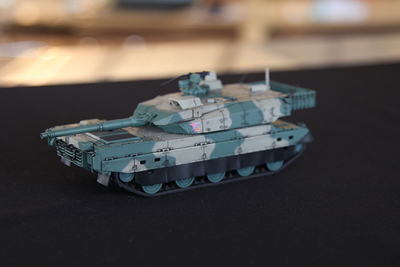 スマホが生み出す臨場感！ ラジコン戦車「ポケットアーマー i-driver」