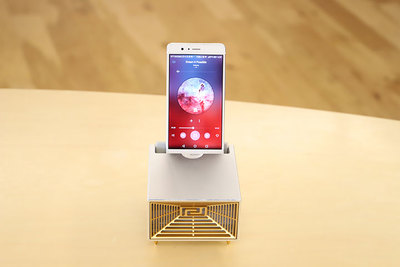 スマホを置くだけ　サザエ構造で音を増幅するスピーカー『LISTEN（リッソン）』