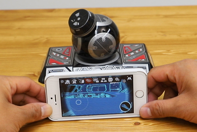 スター・ウォーズシリーズ最新作から スマホで動かす悪のドロイド「BB-9E」が登場！