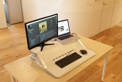 健康的に働きたい方へオススメ！多機能な昇降型ワークスペース「シットスタンド」