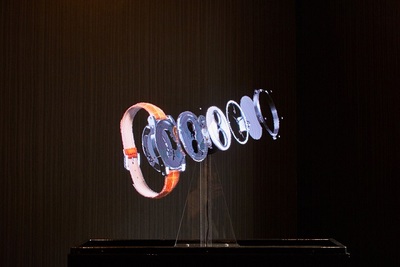 まるでマジックみたい！　３Dホログラムディスプレイがおもしろいように楽しめる『３D Phantom（ファントム）』