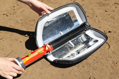 燃料は太陽光だけ！本体重量わずか900gの太陽光オーブン 『GoSun Go』