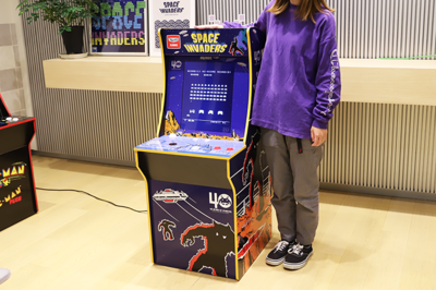 自宅がゲーセンに！ ゲーム筐体が3/4スケールで復活『ARCADE 1UP』