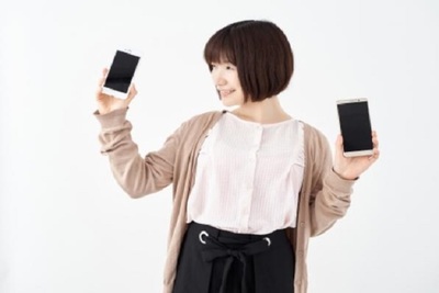 iPhoneケースにステッカーで個性を！人気の商品を紹介