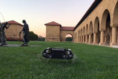 宙返りもできる、犬型の四足ロボット「Doggo」