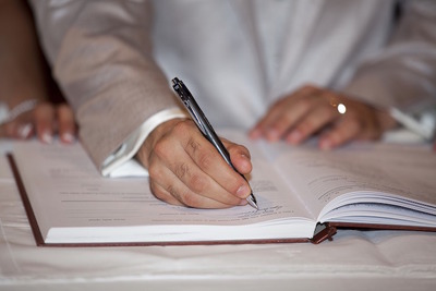 ボールペン選びに役立つポイント3つとおすすめのボールペン10選