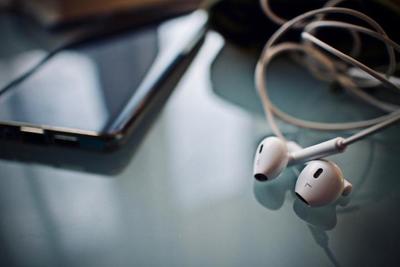 AirPodsカバーのおすすめ10選と選び方を紹介！あなたのスタイルに合った商品が見つかる