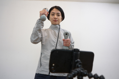 アプリ連動で効果的にエクササイズ　スマートダンベル『MOVE IT』【半歩未来のライフスタイル】