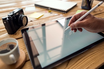 iPadのフィルムは必要？選ぶ基準と用途別おすすめ３選