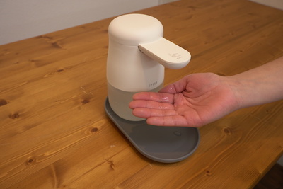 どこでも手軽で清潔に手指の消毒ができる！ アルコールディスペンサー「tette」【半歩未来のライフスタイル】