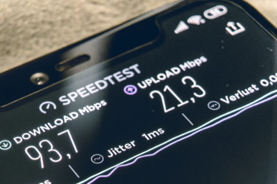 4Gと5Gの違いとは？各キャリアの速度や提供エリアを紹介