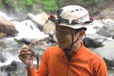 「無人島に1つだけモノを持っていけるとしたら？」冒険家が選んだナイフとは……【Moovooモノ語り】