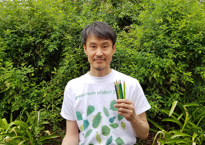 色彩、場所、自分を写し取る　美術作家が愛用する国産色鉛筆【Moovooモノ語り】