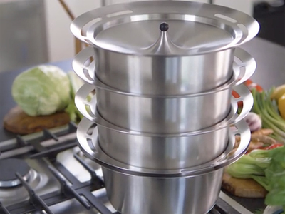 コンロ1つで同時に4品つくれる！？料理の幅が広がる欧州発の蒸し器「WULCANO」