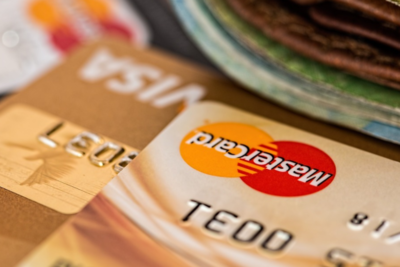 メリットが多いゴールドカード！有効活用して生活を豊かにしよう！