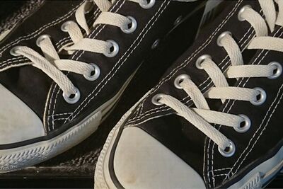 スニーカーブランドのおすすめ商品をメンズ・レディース別に10選紹介