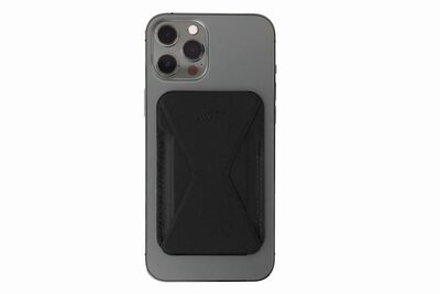 Amazonセール、MOFTのiPhoneスタンドやBelkinイヤホンが特価に