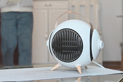 起動3秒で速暖房！ 小型でパワフルなセラミックヒーター「MARUKO」