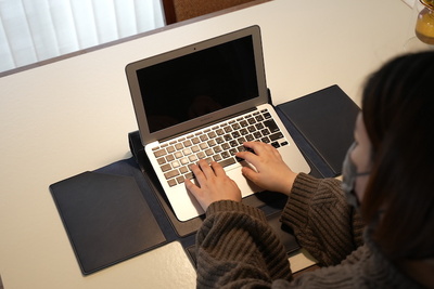 PCケースがワークスペースに！テレワークにおすすめの『マルチインナーケース』【半歩未来のライフスタイル】