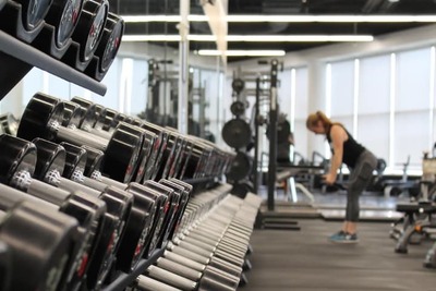 ジムに通って効果はある？痩せる方法・筋肉をつけるための方法を解説！