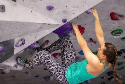 ボルダリングのコツとは？安定感を増すための自宅トレも紹介！