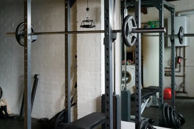 マルチジムを使い自宅で本格的なトレーニング！実施できるメニューも紹介