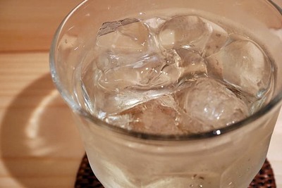 日本酒はロックが新しい！ 日本酒ロックを実際に試してみた