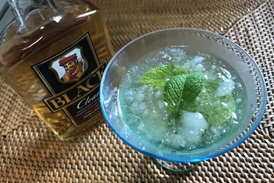 ウィスキーベースのカクテルおすすめレシピ！実際に作ってみた