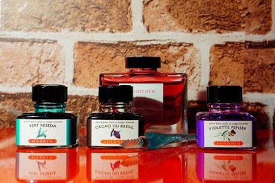 おすすめのガラスペン9選 見た目も美しくプレゼントにも最適な大人の文具