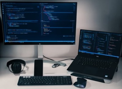 テックキャンプ（旧：テックエキスパート）の評判って実際どう？100人の本音でわかったメリット・デメリット