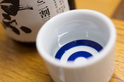 高級な日本酒ランキングTOP5！幻の日本酒や贈答マナーも紹介