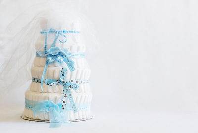 〈実践〉手作りおむつケーキ、手頃な材料で豪華に見える作り方を紹介