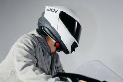 走行中にいい空気♪ フィルター付きバイク用ヘルメット「ZYON」