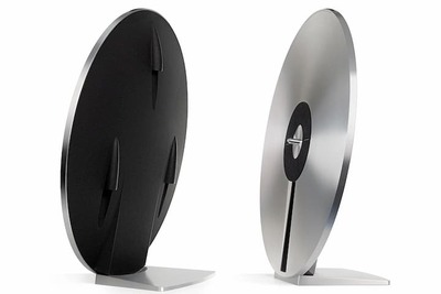 レコード盤を立てて再生できるプレーヤー「Wheel 3」発売。光スタイラスで高音質再生が可能