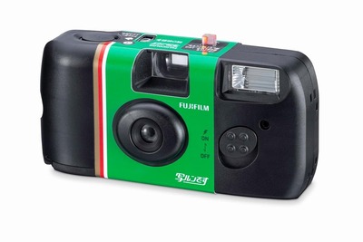 「写ルンです」の値段は？ 写真プリントやデータ化までの料金を徹底調査